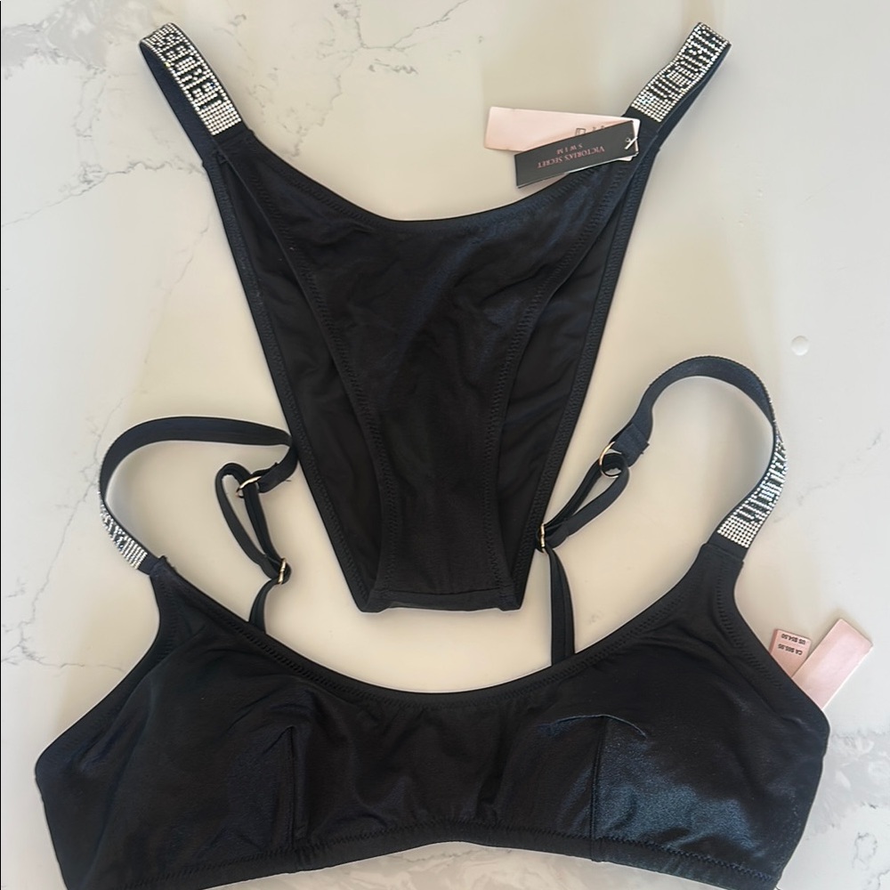 Black Women's Victorias Secret Bikini. Size Large. NWT